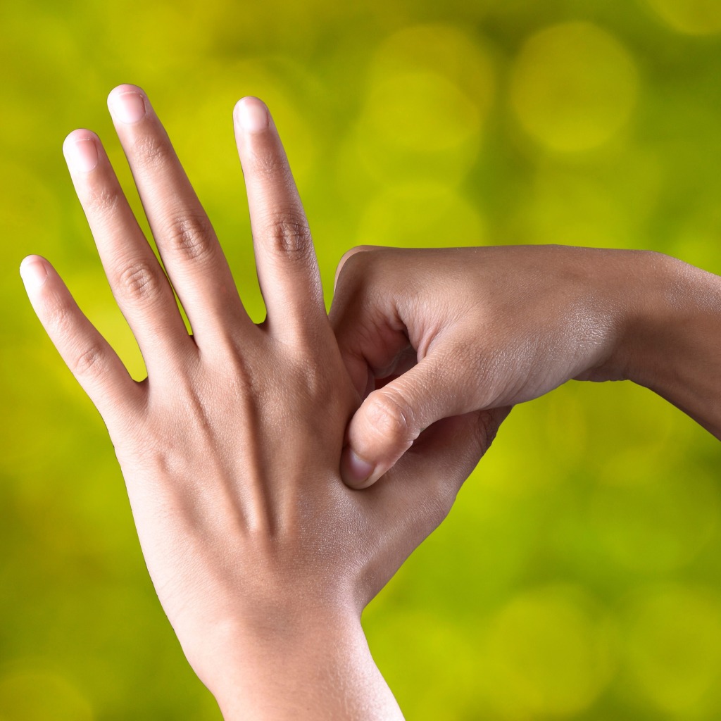 acupressure for menstrual cramps