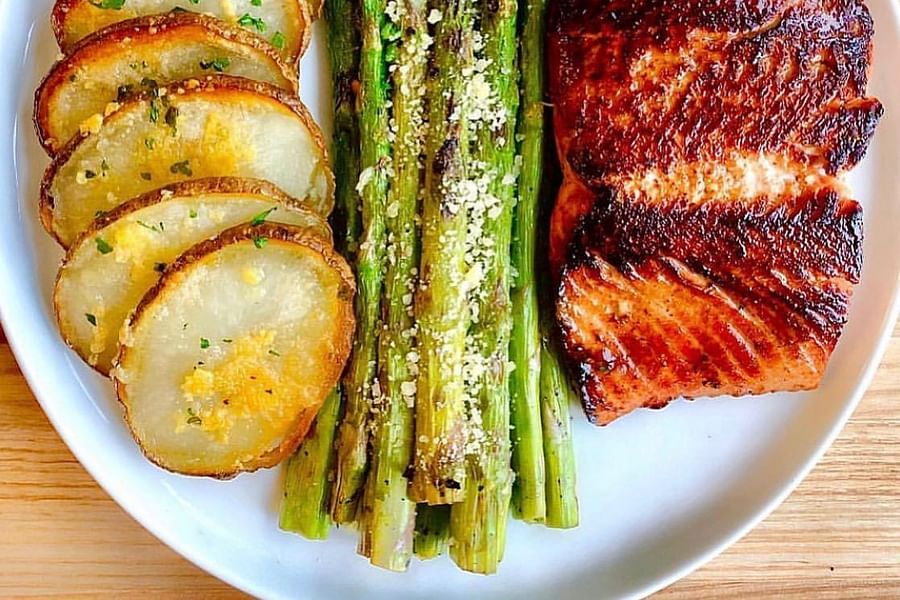 grilled salmon plate