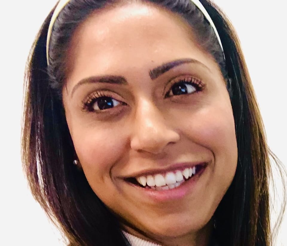 Hot Flashes During Your Period: Causes and Managing Tips